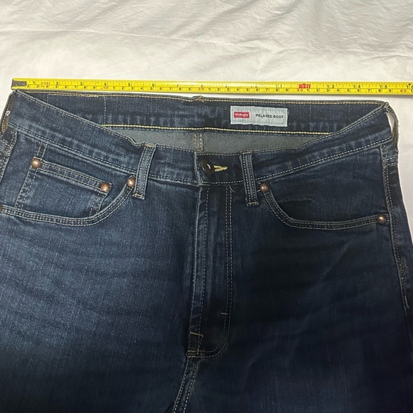 Wrangler Bootcut Jeans - Picture 4 of 7